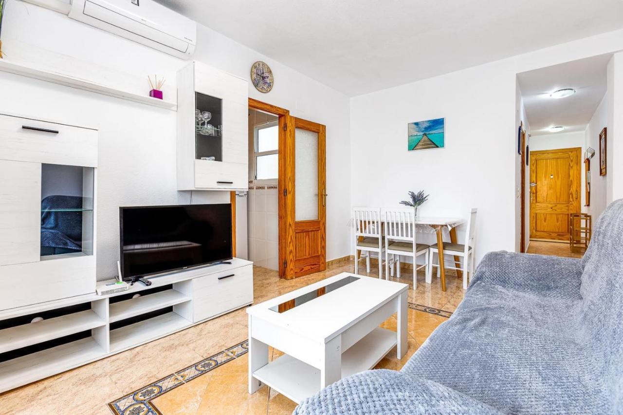 Сomfortable Apartament Caballero De Rodas Torrevieja Buitenkant foto