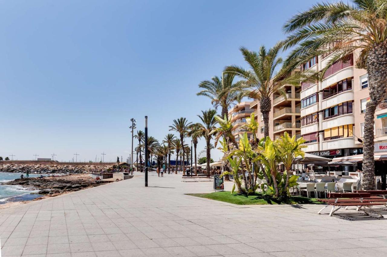 Сomfortable Apartament Caballero De Rodas Torrevieja Buitenkant foto
