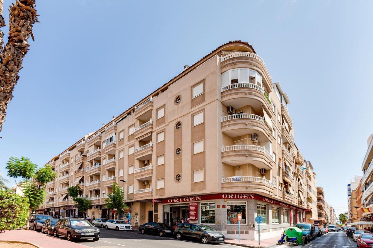 Сomfortable Apartament Caballero De Rodas Torrevieja Buitenkant foto