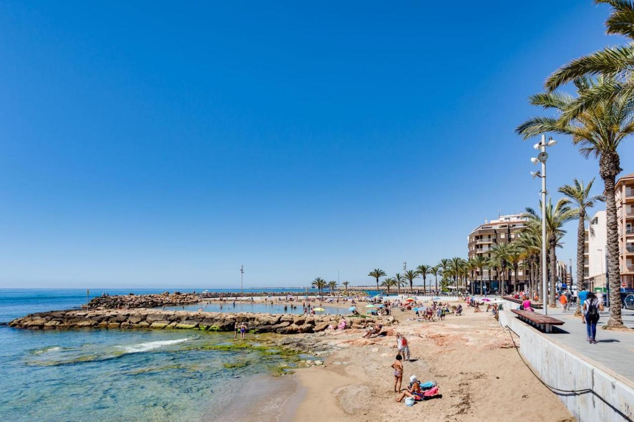 Сomfortable Apartament Caballero De Rodas Torrevieja Buitenkant foto