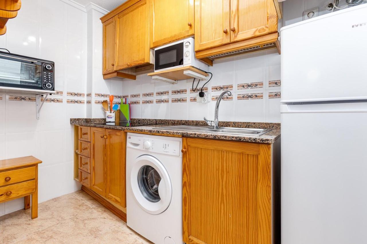 Сomfortable Apartament Caballero De Rodas Torrevieja Buitenkant foto