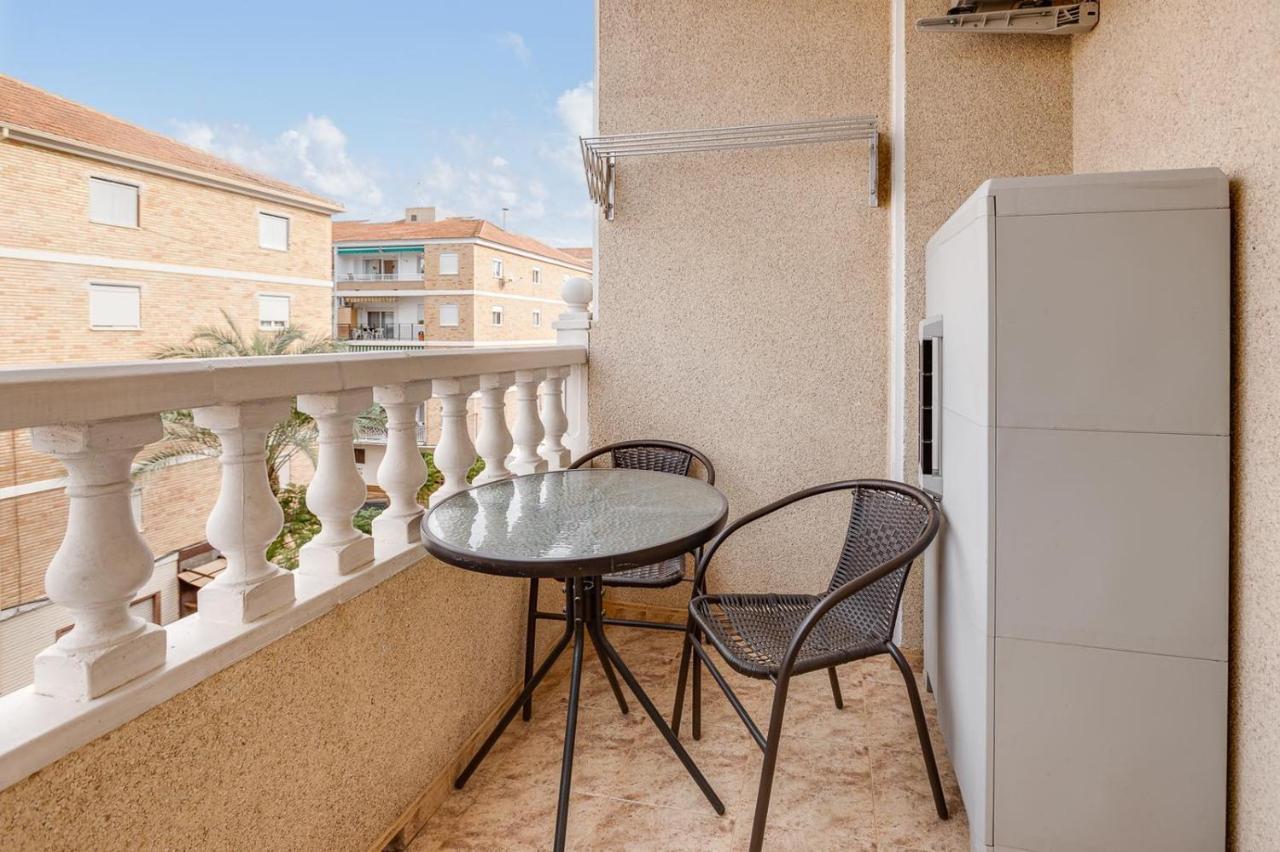 Сomfortable Apartament Caballero De Rodas Torrevieja Buitenkant foto