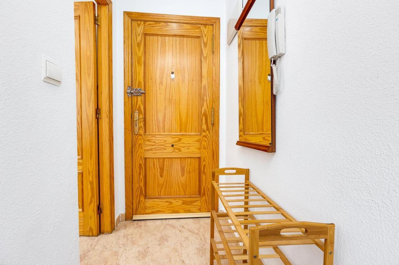 Сomfortable Apartament Caballero De Rodas Torrevieja Buitenkant foto